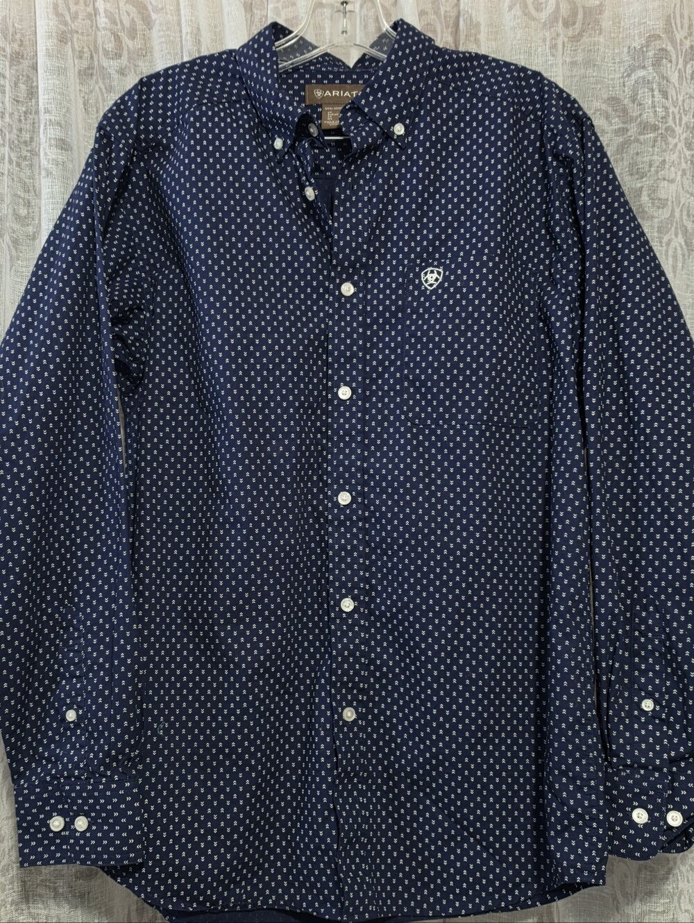 Ariat Men’s Small Navy Blue Geometric Chevron Print Button Down Western Shirt